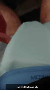 32 Straight Gliding Distracted